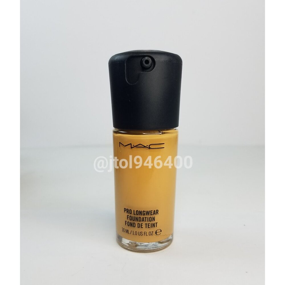 Mac NC42 Pro Longwear Foundation